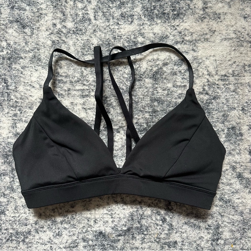 Halara sports bra
